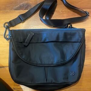 Lululemon all night festival bag black